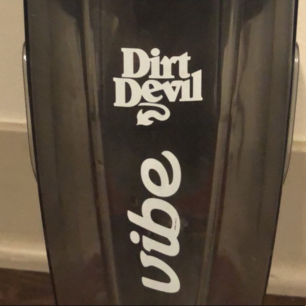 Dirt Devil Vacuum